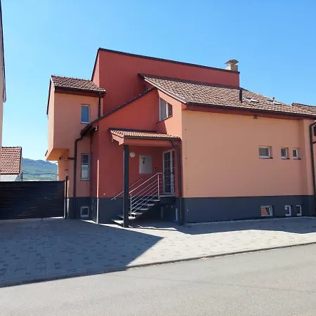 Penzion Strachotín Gasthof 3*